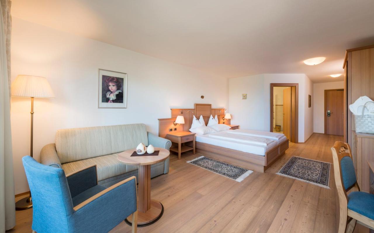 Hotel Peter Petersberg Zewnętrze zdjęcie