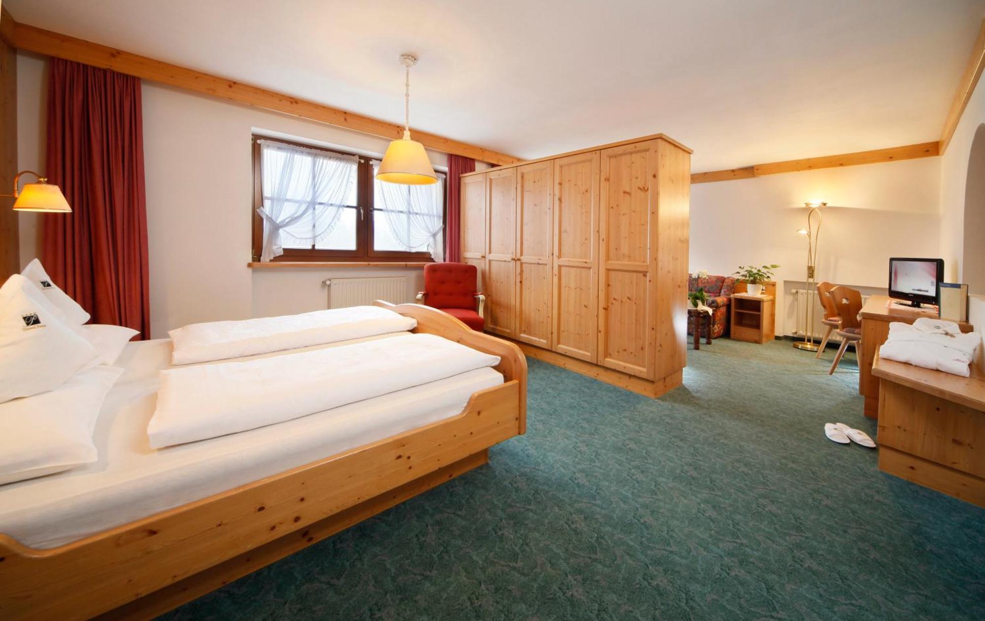 Hotel Peter Petersberg Zewnętrze zdjęcie