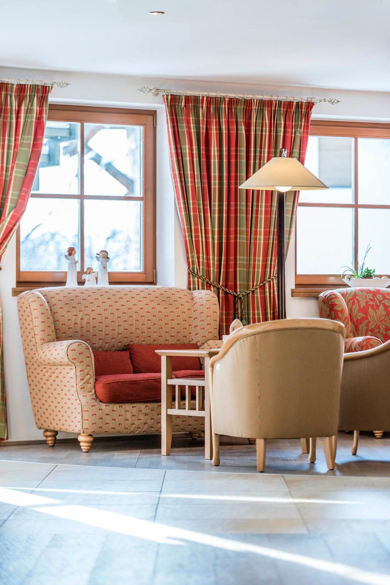 Hotel Peter Petersberg Zewnętrze zdjęcie