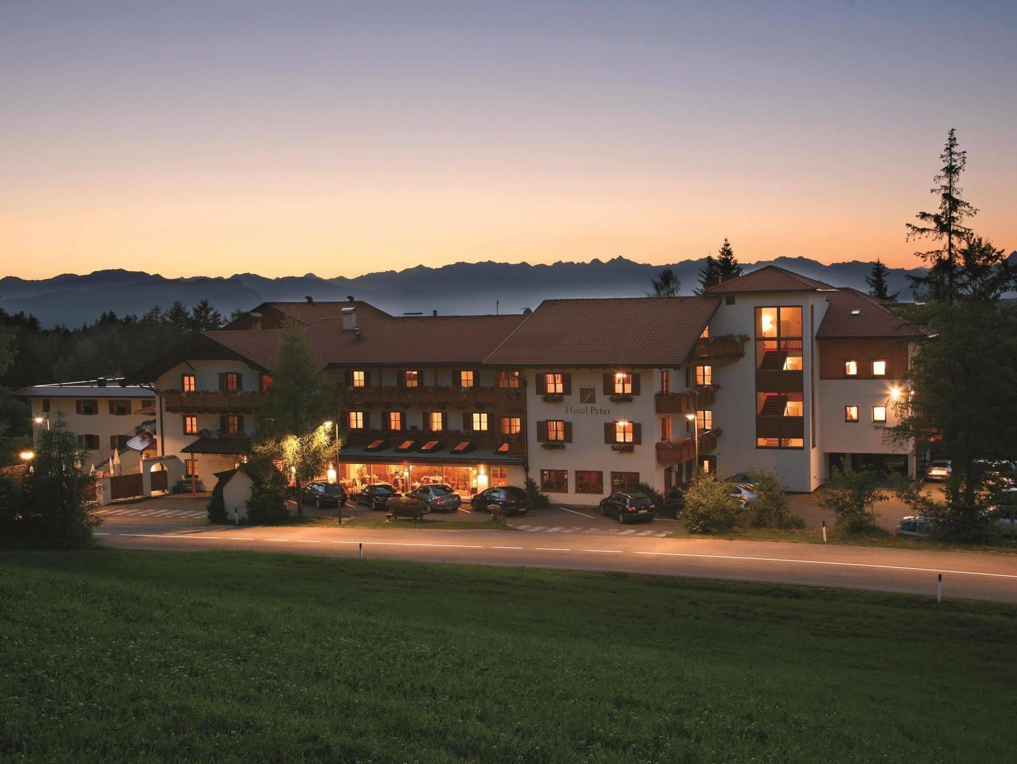 Hotel Peter Petersberg Zewnętrze zdjęcie